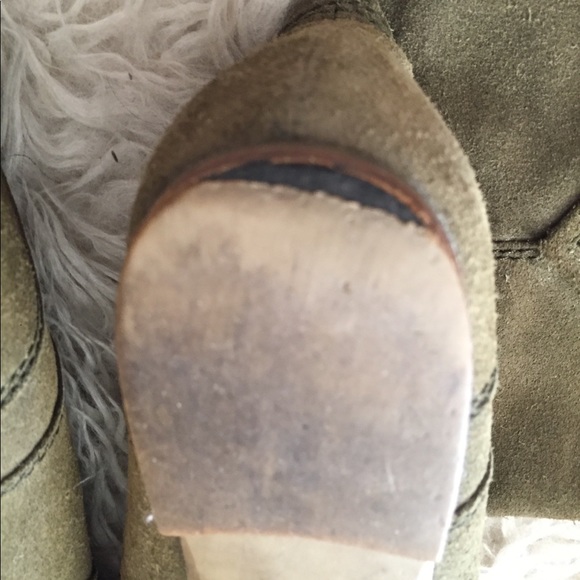 Jeffrey Campbell “Landon” Olive Booties Size 6 - Picture 5 of 8